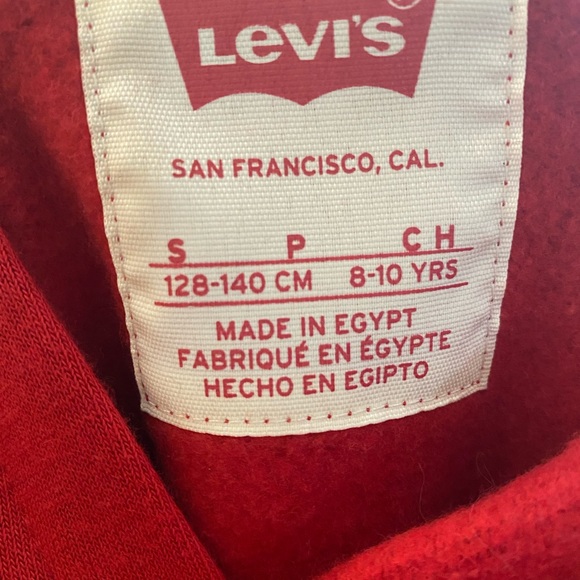 NWT Levi’s Boy’s size 8-10, camo and red hoodie - Picture 4 of 4